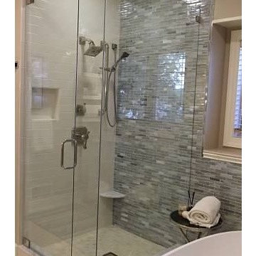 Lakehouse Master Bath