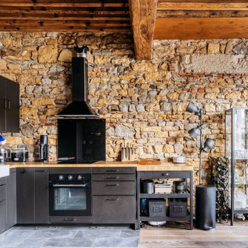 Rénovation complète d'un appartement en style industriel , quartier Vieux Lyon