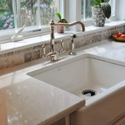 Bright and Spacious Kitchen Addition - Kitchen Sinks