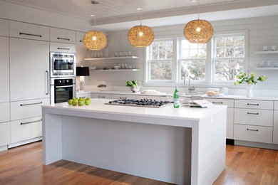 Kitchen - kitchen idea in Boston