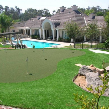 Golf and Putting Greens with Artificial Grass