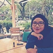 Putri Lestari's photo