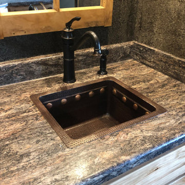 16" Gourmet Rectangular Hammered Copper Bar Sink w/ Barrel Strap (BREC16DBBS)