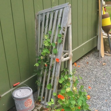 Canoe Planter