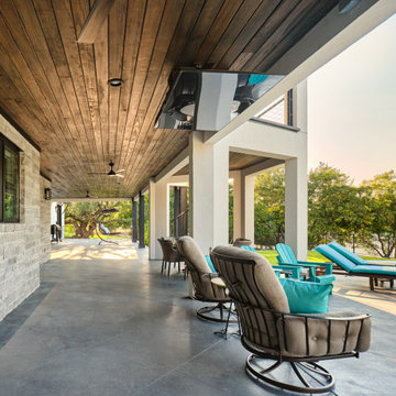 Contemporary Ranch Kingsland