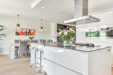 Kitchen photo in Tampa