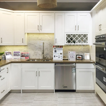 Downtown Oakland Showroom