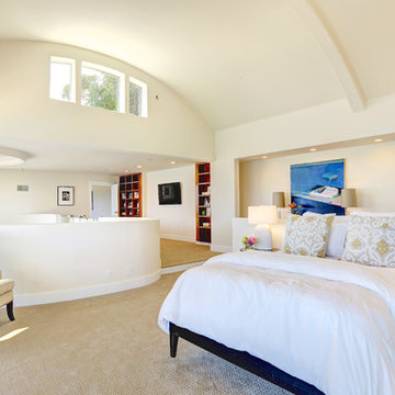 Spectacular Bayfront Home