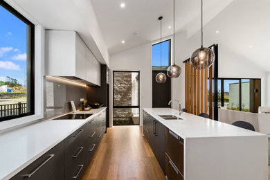 Inspiration for a contemporary kitchen remodel in Sunshine Coast