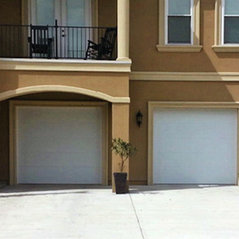 Fenner Garage Door - Winter Garden, FL, US 34787