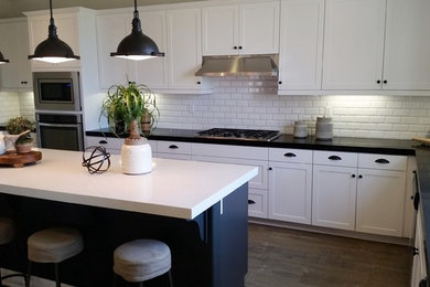 Example of a transitional kitchen design in Orange County