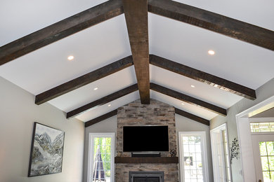 Inspiration for a transitional living room remodel in Toronto