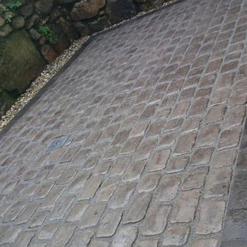 Cobble Courtyard