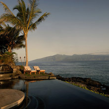 Poolside fountain