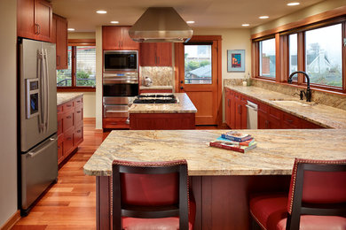 Elegant kitchen photo in Seattle