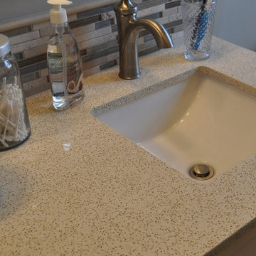 Beach Themed Glen Gardner Children's Bathroom