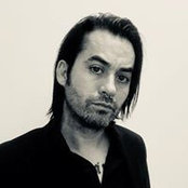Darren Howard's photo