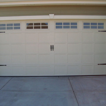 Carriage House Style Garage Doors