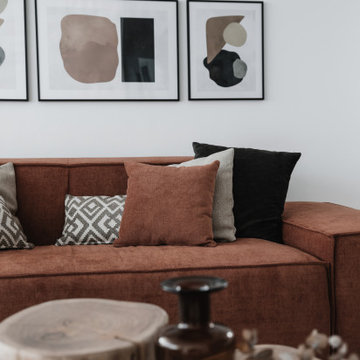 HOLIDAY APARTMENTS - RENTAL