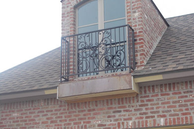 Example of a balcony design in New Orleans