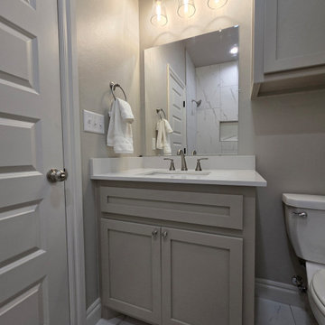Main Bath Vanity