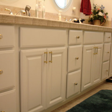 Belmont Maple Square Dove White