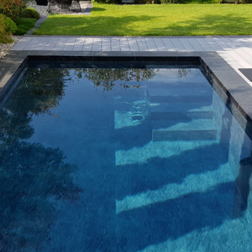 Beton- Folienbecken 5,00 x 3,00 x 1,50 m mit dunkler Srukturfolie