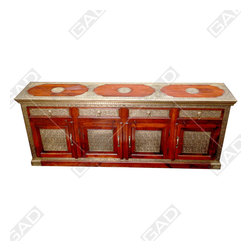 WOOD EN BRASS SIDEBOARD - Furniture