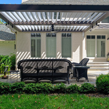 Black and White Equinox Adjustable Louvered Roof