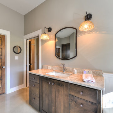 Modern Simplicity on an private ranch