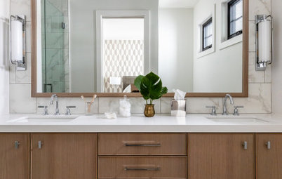 Should You Have One Sink or Two in Your Primary Bathroom?