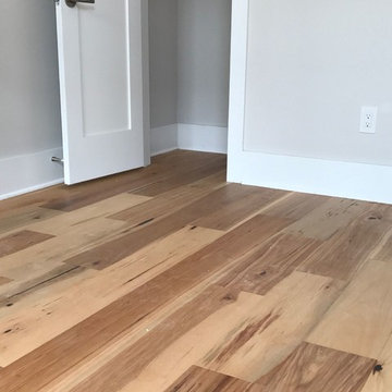 Washington DC - 7.5" Distressed SunsetHills Hickory