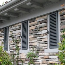 Poolhouse Exterior Windows