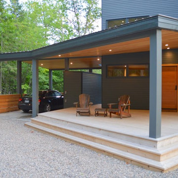 Four Season Cottage near Haliburton