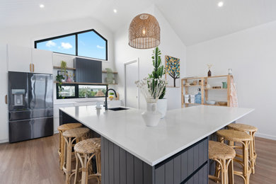 Photo of a large modern kitchen in Adelaide.