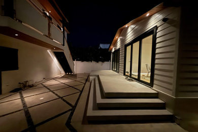 Exterior home idea in Los Angeles
