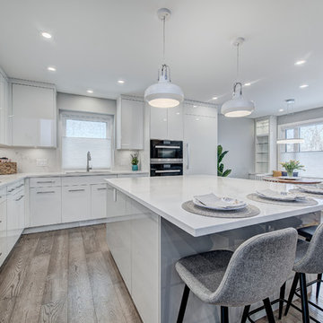 Modern Pump hill condominium