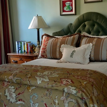English Country Master Suite