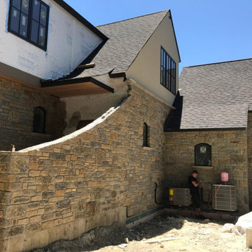 Aberdeen Natural Thin Stone Veneer Home Exterior