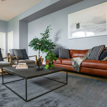 Downtown Townhouse: Living Room