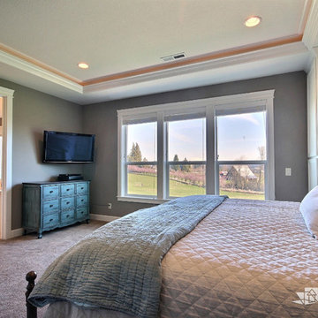 The Willow - Transitional Family Home on Acreage in Brush Prairie, Washington