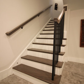 Project #82 | Three-Level Staircase with Extended Balcony