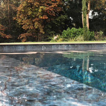 Création d'un grand jardin avec piscine