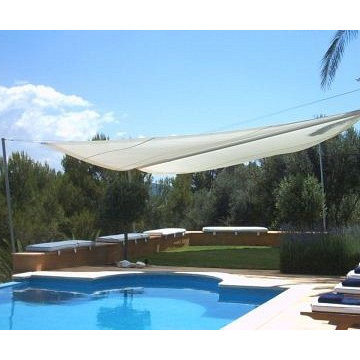 Voiles d'ombrage espaces piscines