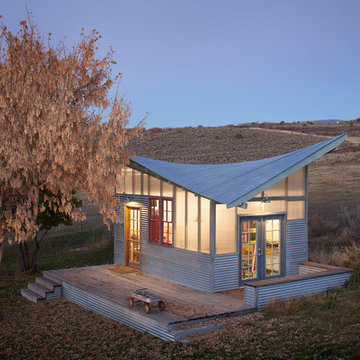 Nina Studio