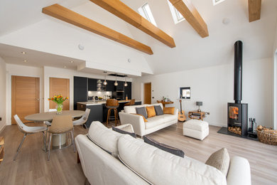 Inspiration for a farmhouse living room remodel