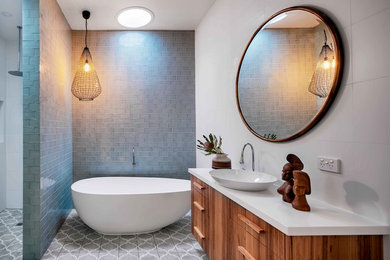Inspiration for a bathroom in Adelaide.