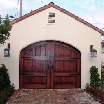 Transitional Style Garage Doors
