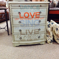 Gallery - Dressers