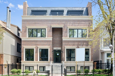 Elegant home design photo in Chicago